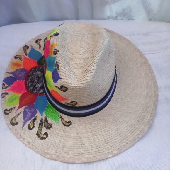 New Mexican hand painted set - Picture 3 of 5